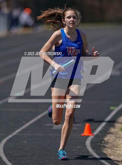 Thumbnail 2 in Apex Lions' Relays photogallery.