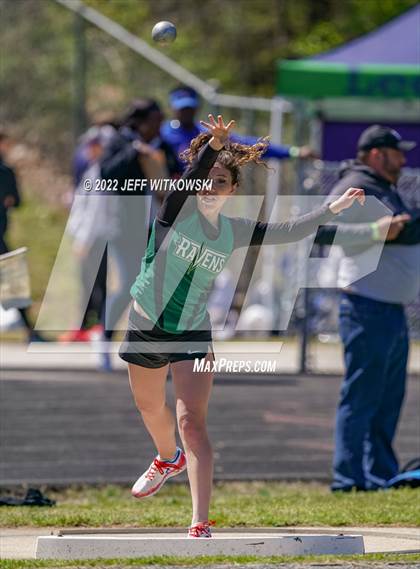 Thumbnail 2 in Apex Lions' Relays photogallery.