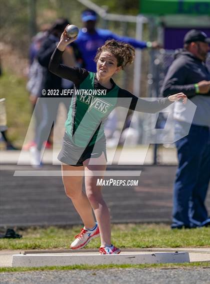 Thumbnail 1 in Apex Lions' Relays photogallery.