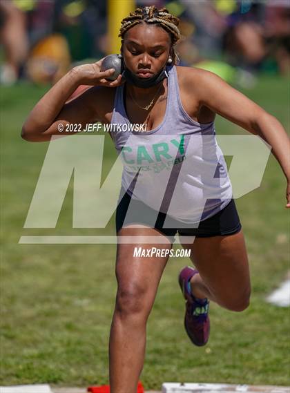 Thumbnail 2 in Apex Lions' Relays photogallery.