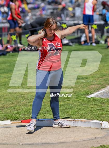 Thumbnail 2 in Apex Lions' Relays photogallery.