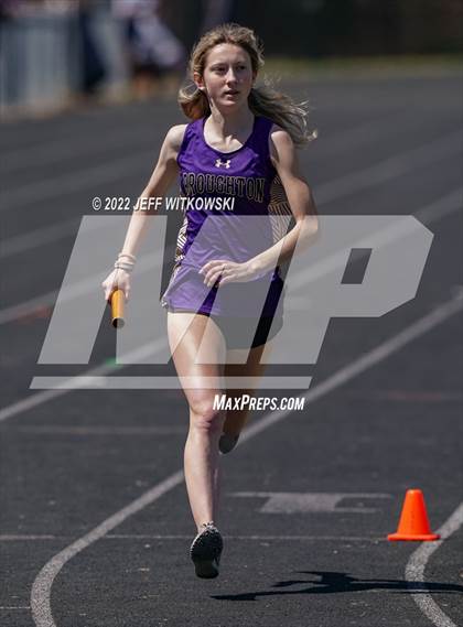 Thumbnail 2 in Apex Lions' Relays photogallery.