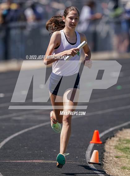 Thumbnail 1 in Apex Lions' Relays photogallery.