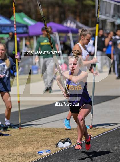 Thumbnail 2 in Apex Lions' Relays photogallery.