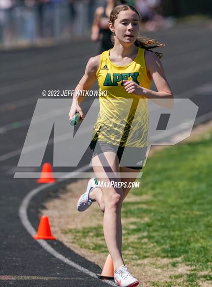 Thumbnail 2 in Apex Lions' Relays photogallery.