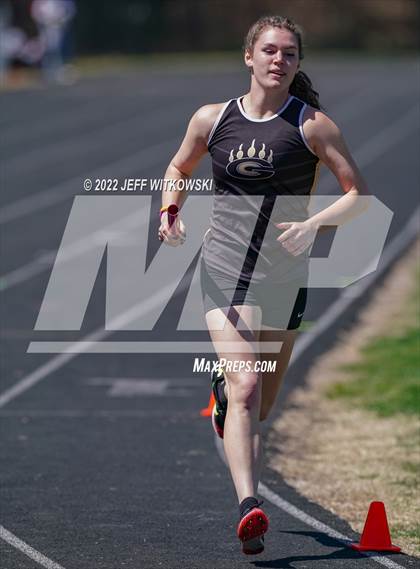 Thumbnail 3 in Apex Lions' Relays photogallery.