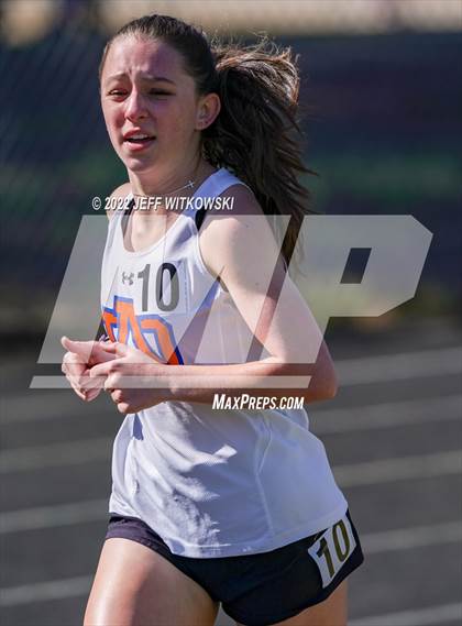 Thumbnail 2 in Apex Lions' Relays photogallery.