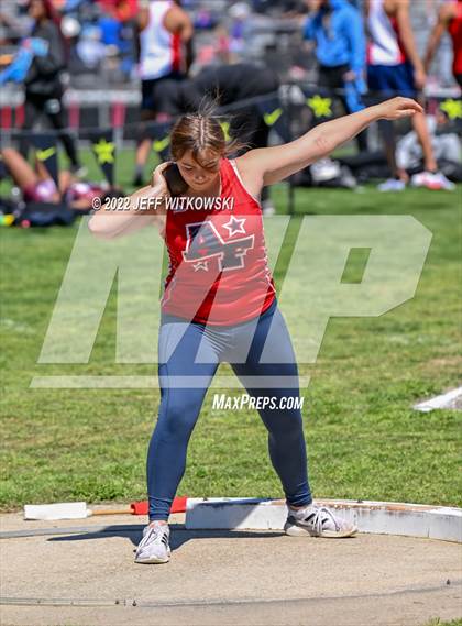 Thumbnail 1 in Apex Lions' Relays photogallery.