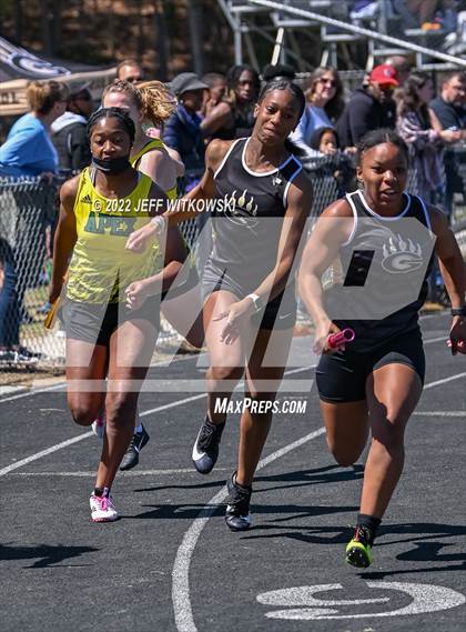 Thumbnail 3 in Apex Lions' Relays photogallery.