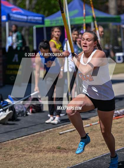 Thumbnail 2 in Apex Lions' Relays photogallery.