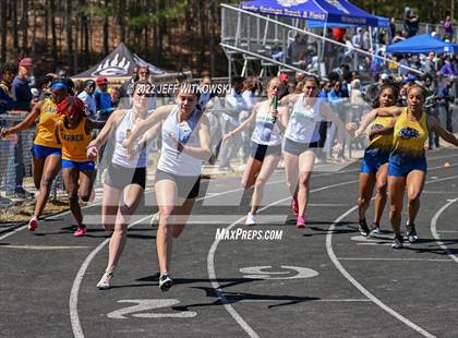 Thumbnail 1 in Apex Lions' Relays photogallery.