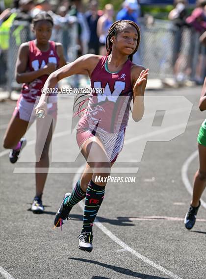 Thumbnail 3 in Apex Lions' Relays photogallery.