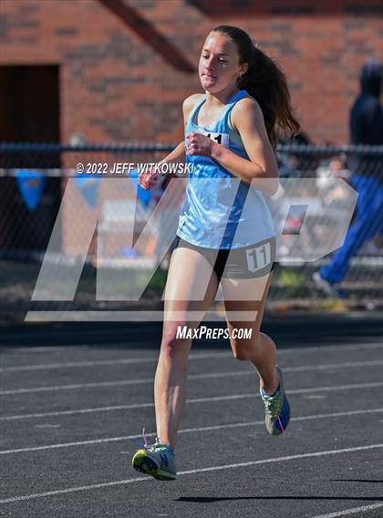 Thumbnail 3 in Apex Lions' Relays photogallery.