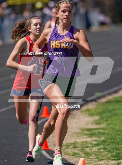 Thumbnail 2 in Apex Lions' Relays photogallery.