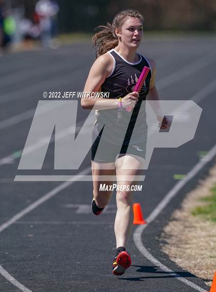 Thumbnail 2 in Apex Lions' Relays photogallery.