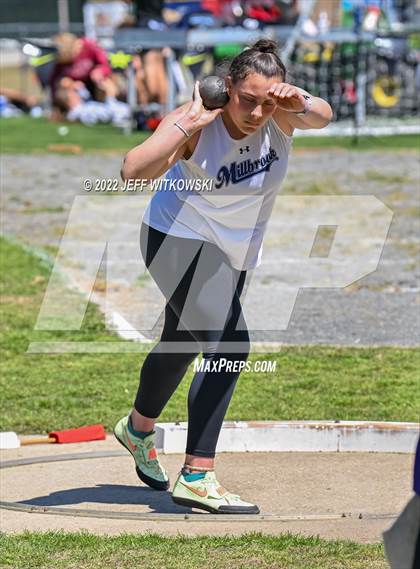 Thumbnail 3 in Apex Lions' Relays photogallery.