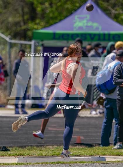 Thumbnail 3 in Apex Lions' Relays photogallery.