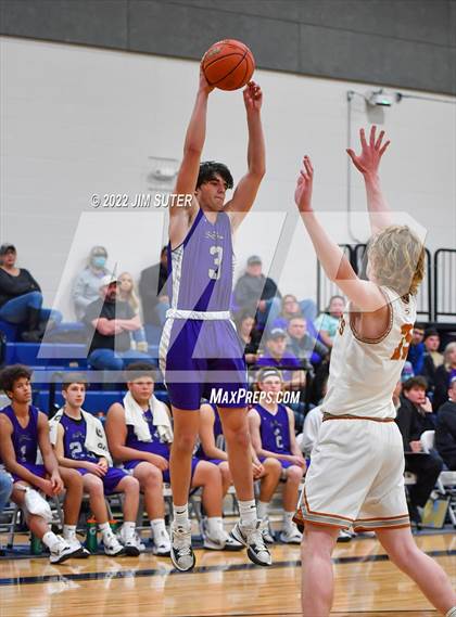 Thumbnail 1 in Caldwell vs Florence photogallery.