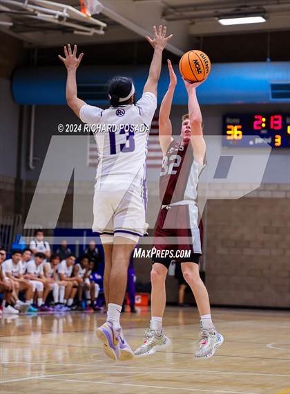 Thumbnail 3 in Fresno Christian vs. Ridgeview photogallery.