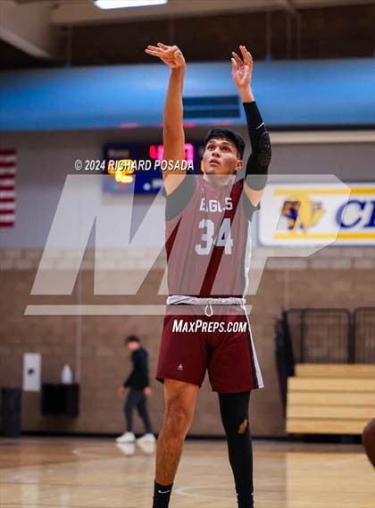 Thumbnail 2 in Fresno Christian vs. Ridgeview photogallery.