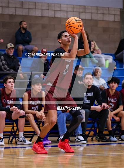 Thumbnail 2 in Fresno Christian vs. Ridgeview photogallery.