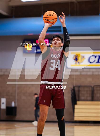 Thumbnail 1 in Fresno Christian vs. Ridgeview photogallery.