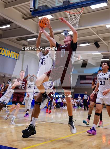 Thumbnail 1 in Fresno Christian vs. Ridgeview photogallery.