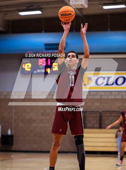 Thumbnail 3 in Fresno Christian vs. Ridgeview photogallery.