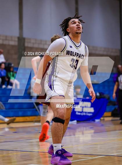 Thumbnail 2 in Fresno Christian vs. Ridgeview photogallery.