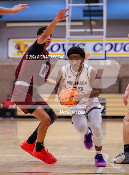 Thumbnail 2 in Fresno Christian vs. Ridgeview photogallery.