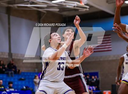 Thumbnail 2 in Fresno Christian vs. Ridgeview photogallery.