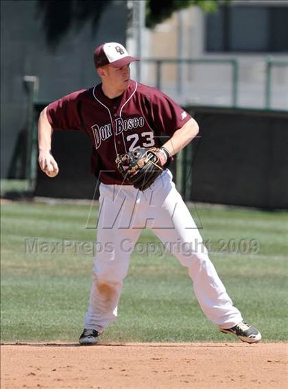 Thumbnail 2 in Don Bosco Prep vs. Spanish Fork (Anderson Bat National Classic) photogallery.