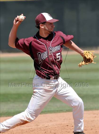 Thumbnail 2 in Don Bosco Prep vs. Spanish Fork (Anderson Bat National Classic) photogallery.