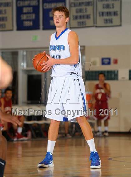 Thumbnail 3 in Dana Hills vs. Colton (MaxPreps Holiday Classic) photogallery.