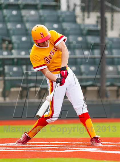 Thumbnail 2 in Jesuit @ Tokay photogallery.