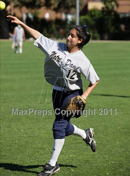 Thumbnail 2 in Notre Dame @ Bellarmine-Jefferson photogallery.