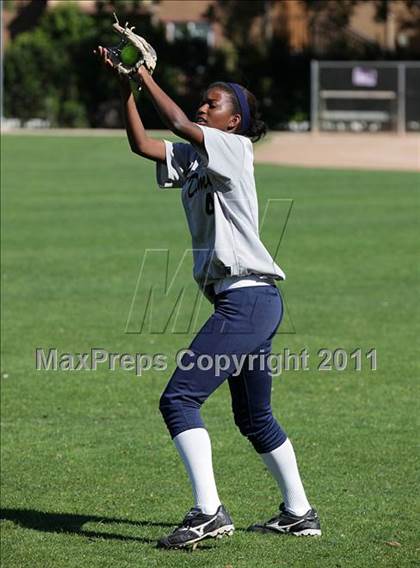 Thumbnail 1 in Notre Dame @ Bellarmine-Jefferson photogallery.