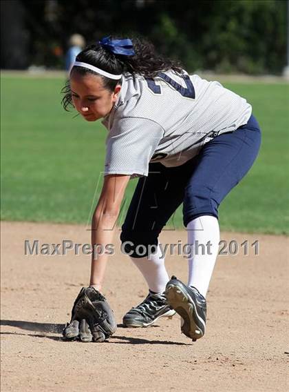 Thumbnail 2 in Notre Dame @ Bellarmine-Jefferson photogallery.