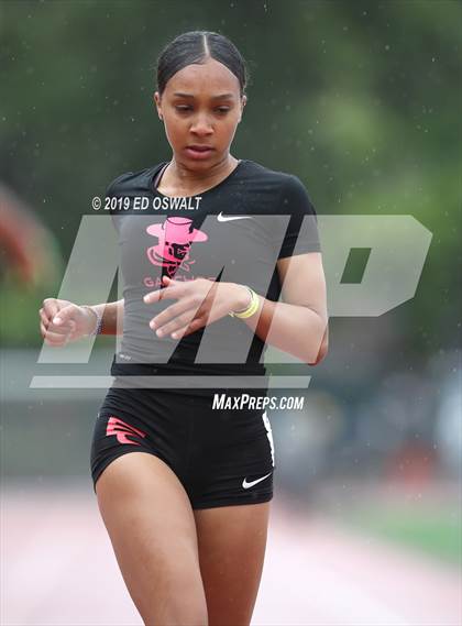 Thumbnail 2 in CIF NCS Meet of Champions (Girls 200 Meter) photogallery.