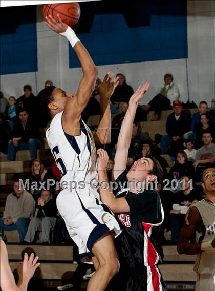 Thumbnail 2 in Lloyd Memorial vs. Holy Cross (Touchtone All A Classic Semifinal) photogallery.