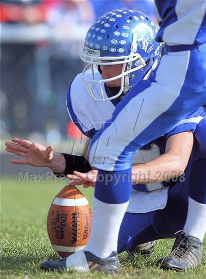 Thumbnail 2 in Havana @ Auburn (IHSA Class 2A Playoffs) photogallery.