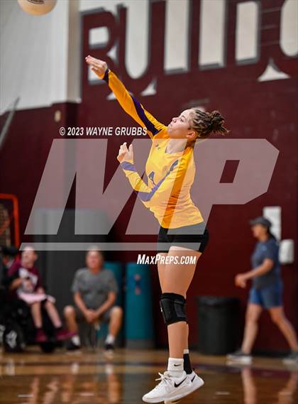 Thumbnail 3 in Center @ Jefferson JV photogallery.