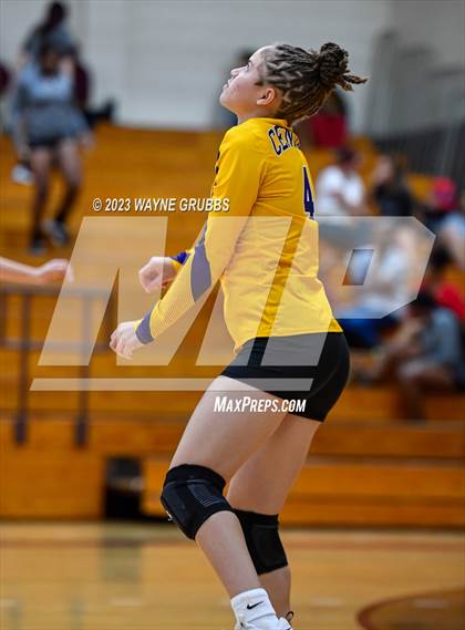 Thumbnail 3 in Center @ Jefferson JV photogallery.