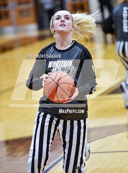 Thumbnail 1 in Noblesville vs. Western photogallery.