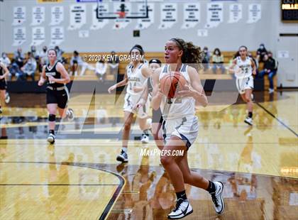 Thumbnail 1 in Noblesville vs. Western photogallery.