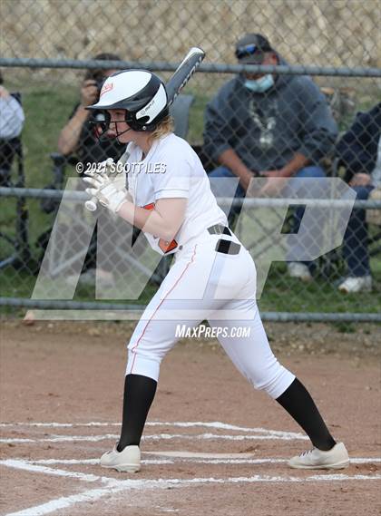 Thumbnail 1 in Fisher Catholic vs Amanda-Clearcreek photogallery.