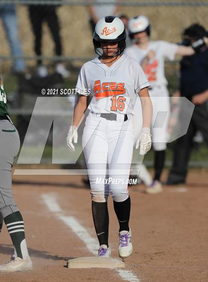 Thumbnail 1 in Fisher Catholic vs Amanda-Clearcreek photogallery.