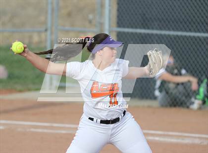 Thumbnail 1 in Fisher Catholic vs Amanda-Clearcreek photogallery.