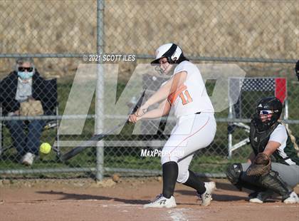 Thumbnail 2 in Fisher Catholic vs Amanda-Clearcreek photogallery.