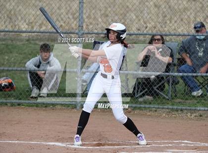 Thumbnail 2 in Fisher Catholic vs Amanda-Clearcreek photogallery.